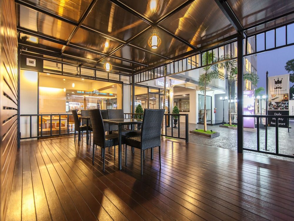 Racha Residence Sri Racha