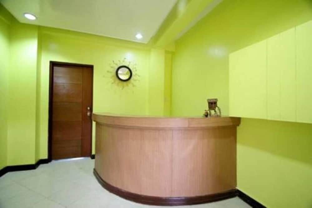 Luis Bay Travellers Lodge Coron 2