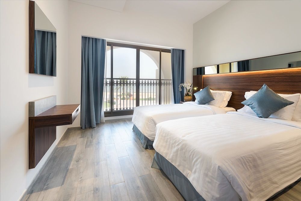 Barracuda Beach Resort 2