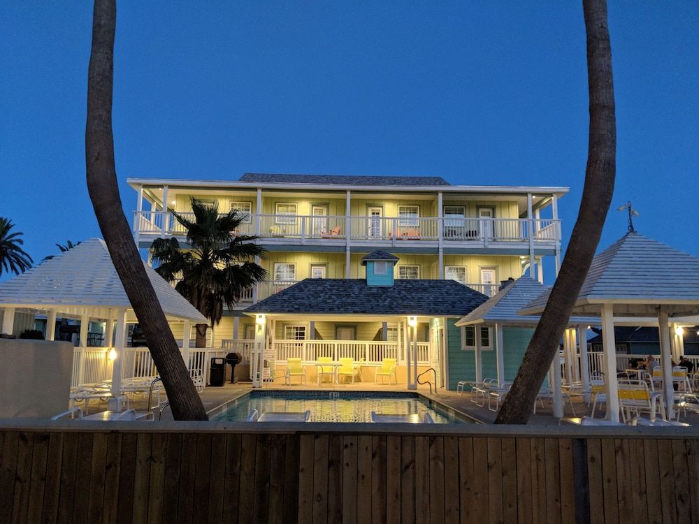 Seashell Village Resort near the beach with kitchens 4 étoiles à Port Aransas