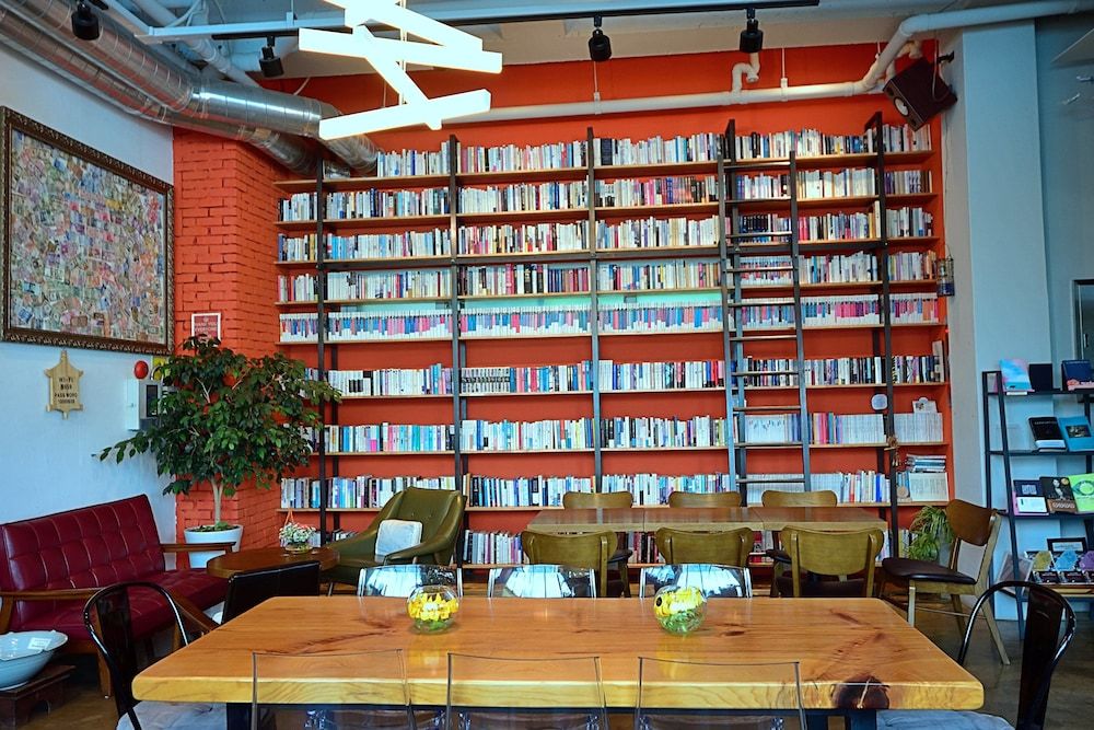 Andong Poong-gyung HOSTEL n LIBRARY 3