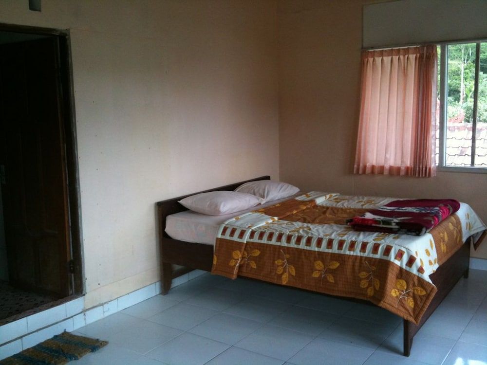 Astradana Hotel & Restaurant 2