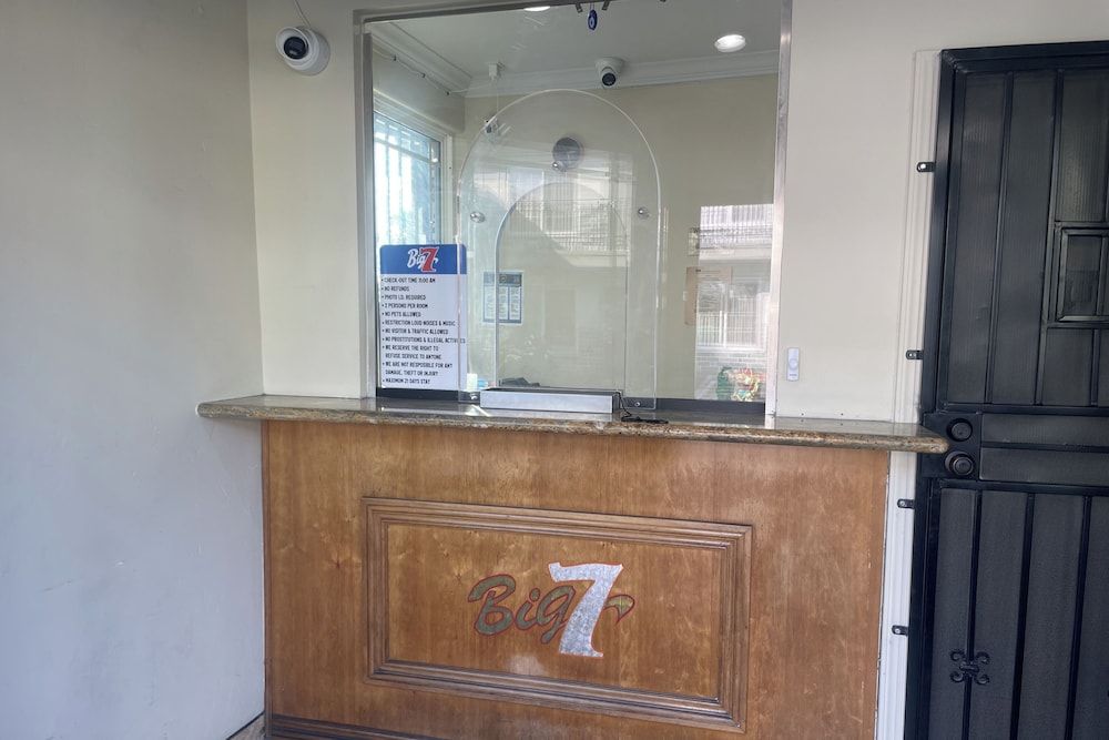 Big 7 Motel Chula Vista I-5 2