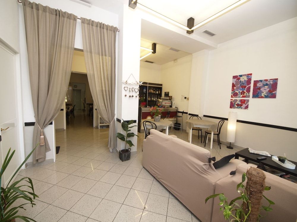 Hotel Cilene 2 estrellas en Viareggio