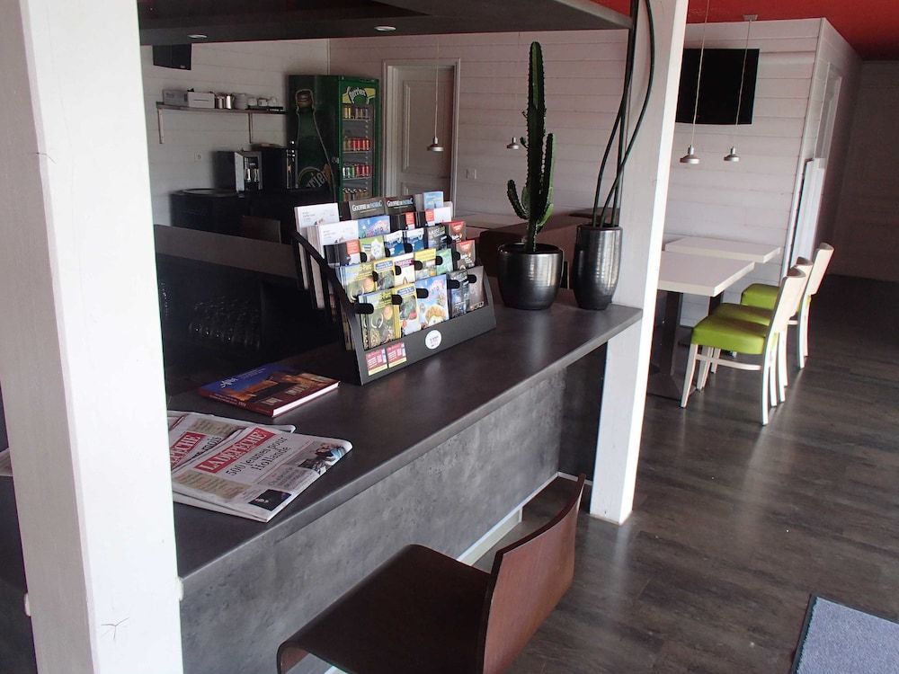 Brit Hotel Essentiel Albi Parc des Expos 3