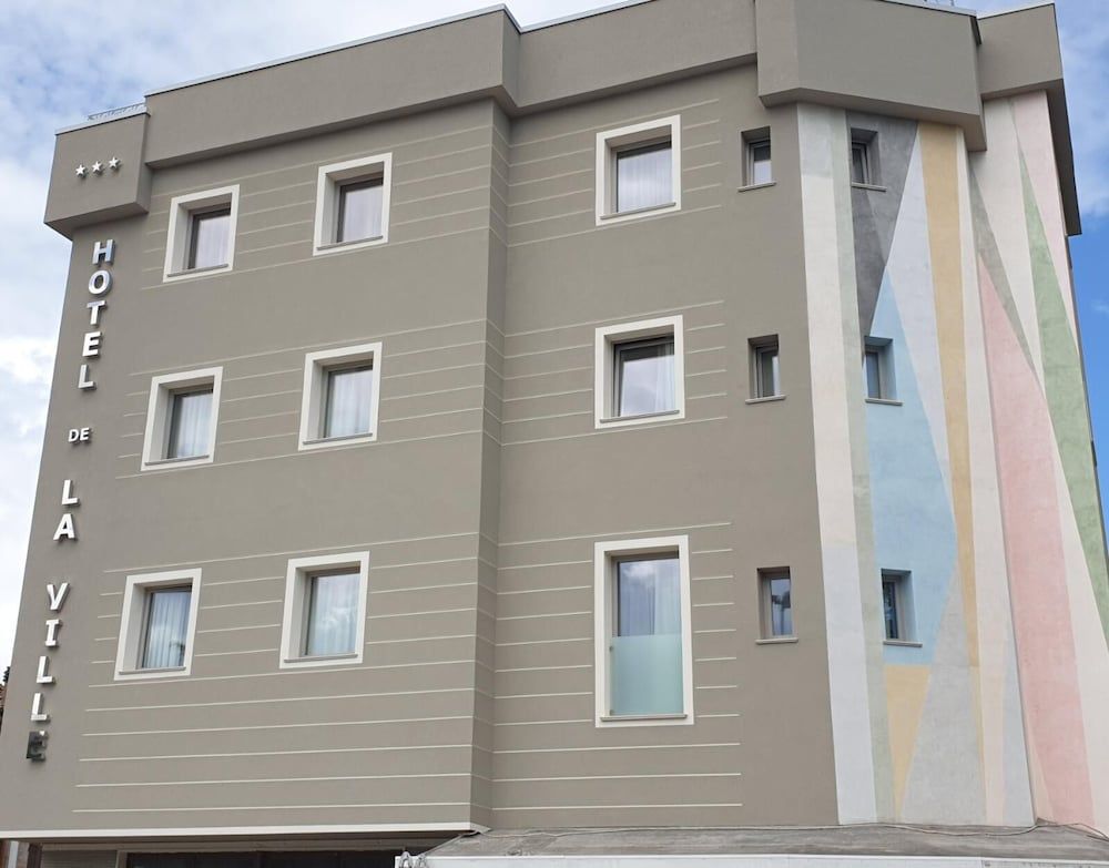 Hotel De La Ville 3 estrelas em Fano