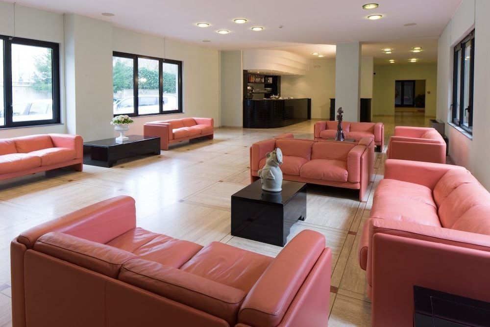 Hotel De La Ville Avellino 2