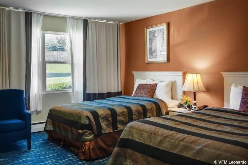 Monticello 2 stelle a Framingham