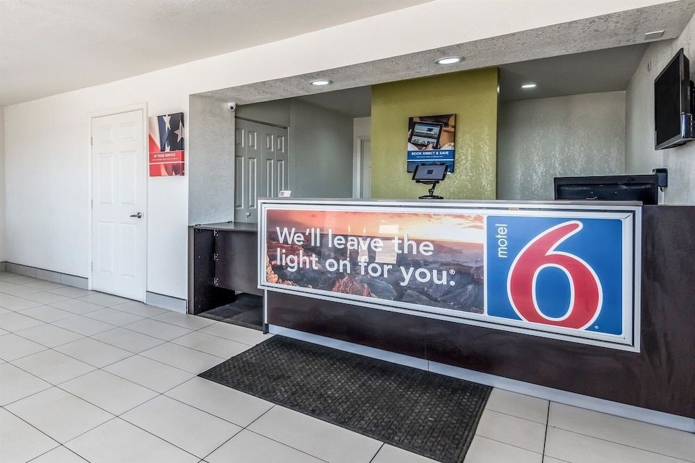 Motel 6 Fort Worth, TX - North 3
