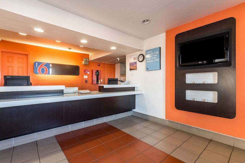 Motel 6 Garland, TX - Dallas 3