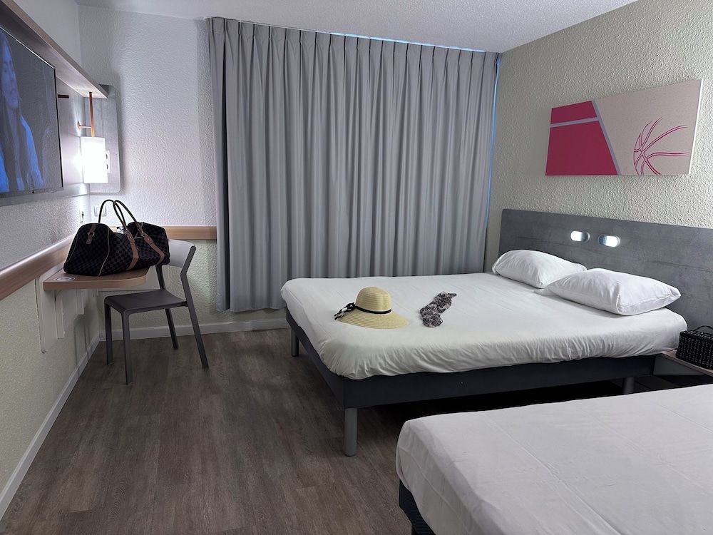 ibis budget Fréjus Saint-Raphaël Centre et Plage 2 estrelas em Fréjus