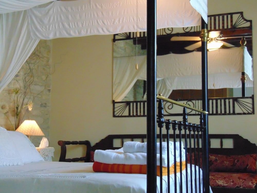 Charalambos Holiday Cottage 3