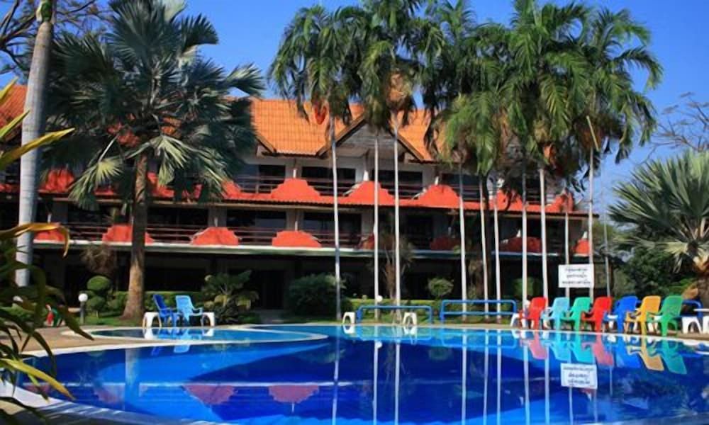 Duenshine Resort -1 estrellas en Kanchanaburi