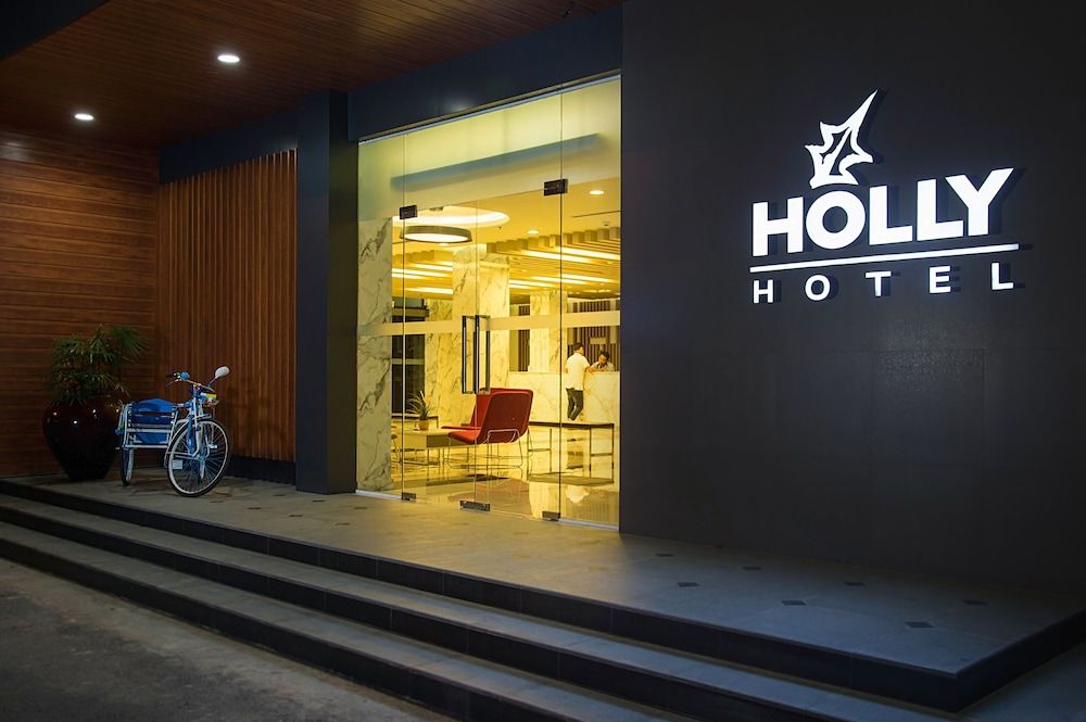 Holly Hotel Myanmar 1