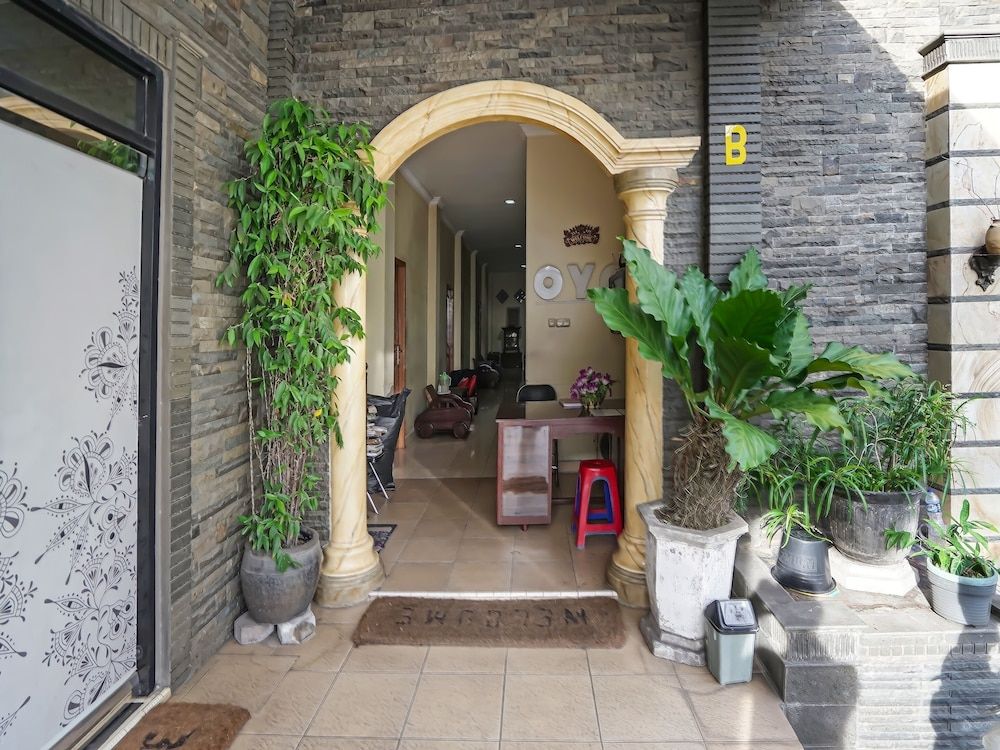 Hotel O Wisma Empat Lima Syariah 2