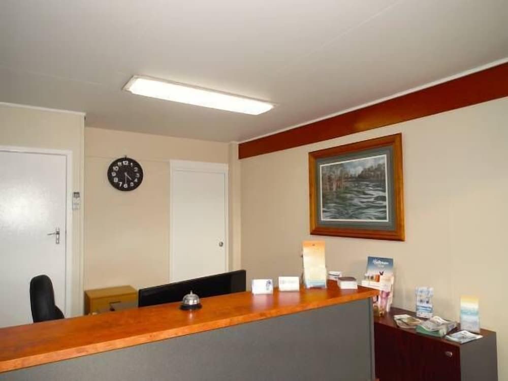 Paradise Lodge Motel 2