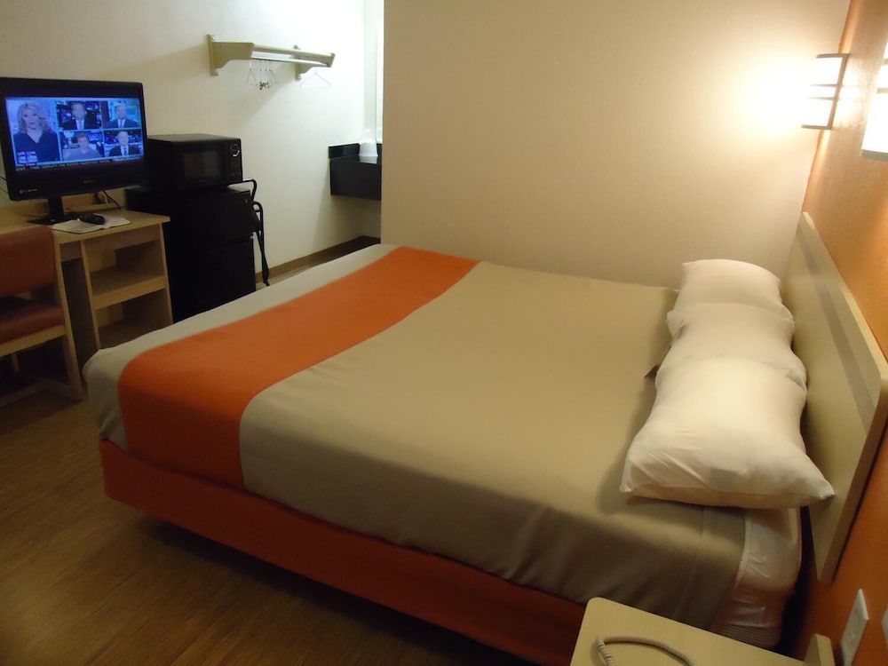 Motel 6 Amarillo, TX - West 3