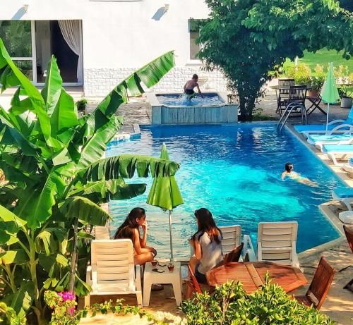 Parla Apart Hotel 4 estrellas en Çeşme