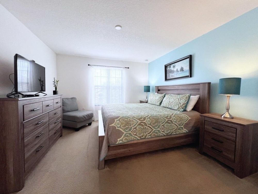 Gorgeous 6bd Pool Hm Providence-2256ag 6 Bedroom Home by RedAwning 3