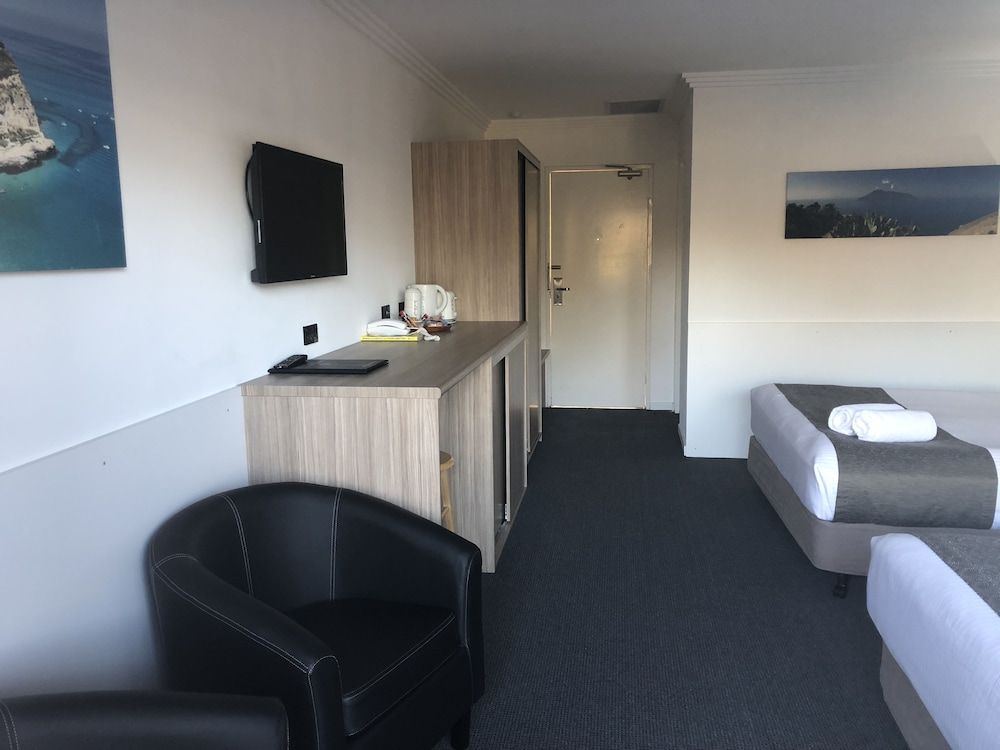 Huskisson Beach Motel 3