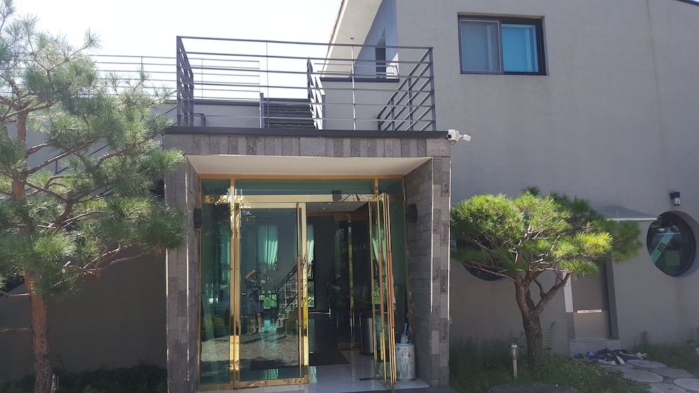 Oikos Leisure Pension 2