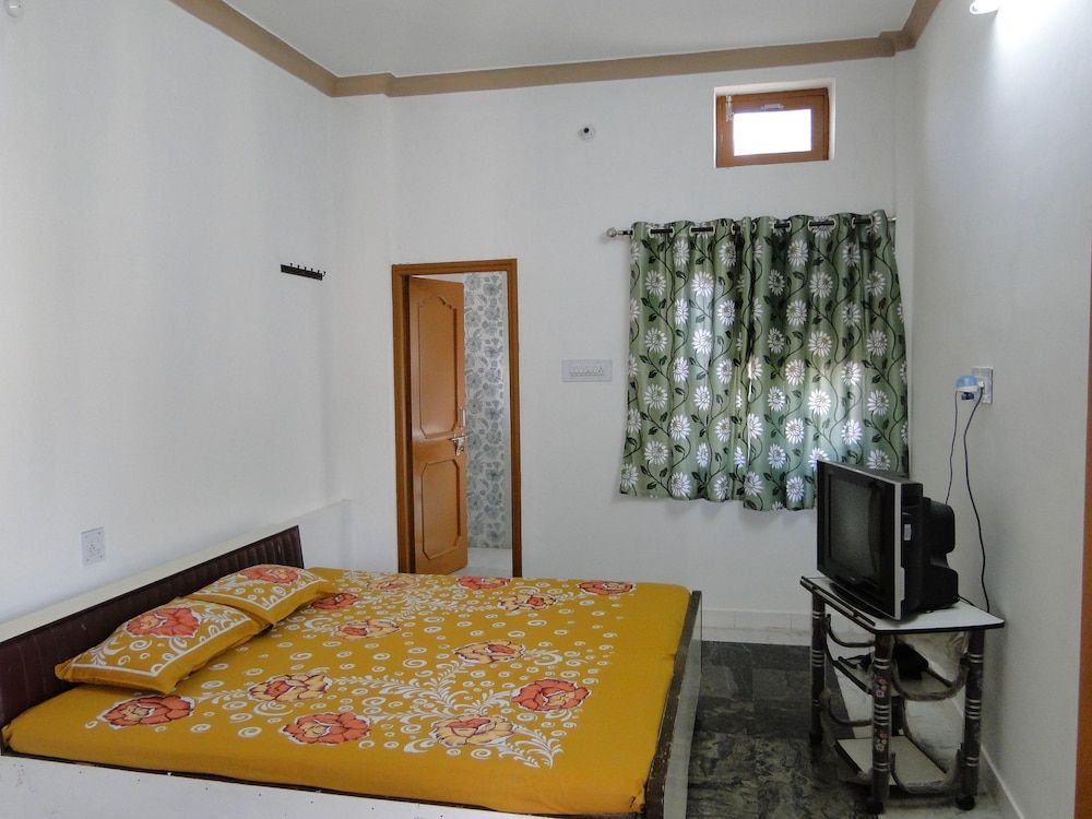 Ganesham Guest House