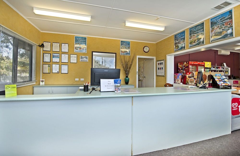 Acclaim Rose Gardens Beachside Holiday Park 2