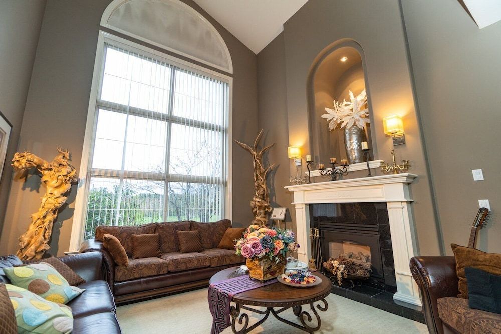 Cedar Manor Bed and Breakfast 3