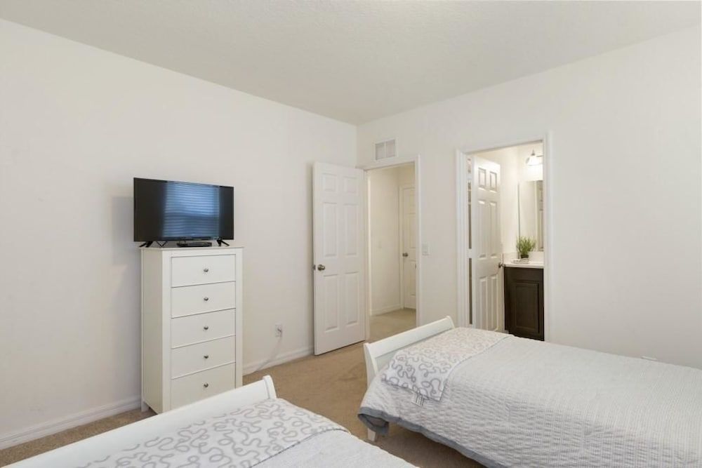 Villa Garcia - West Haven 3