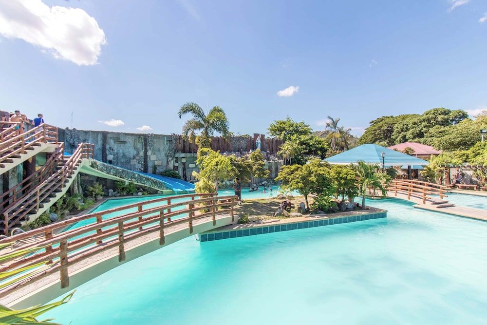 Puerto de San Juan Beach Resort Hotel -1 estrellas en San Juan