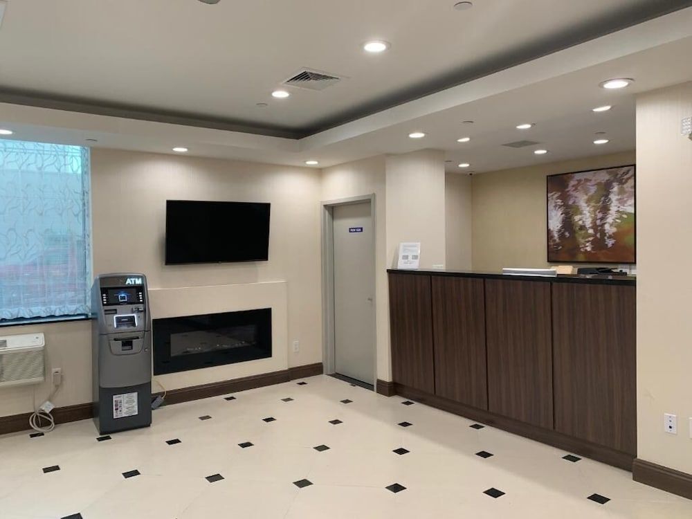 Voyage Hotel 3
