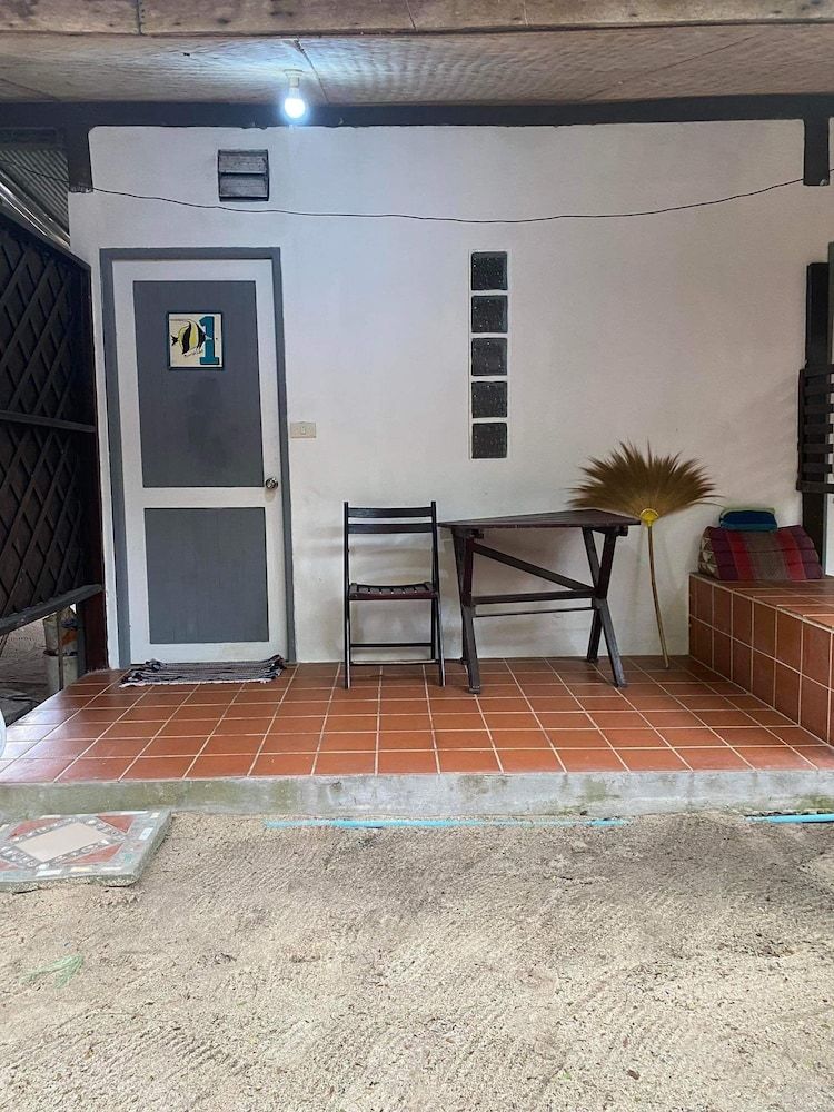 Adang Sea Divers & Eco Lodge Koh Lipe 3