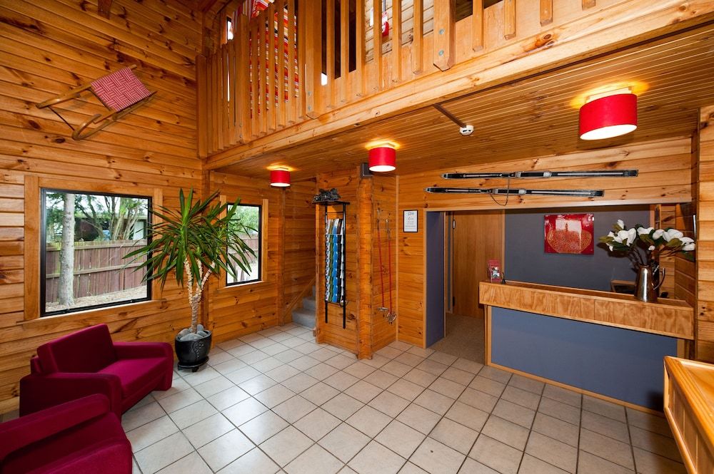 Breckenridge Lodge 2