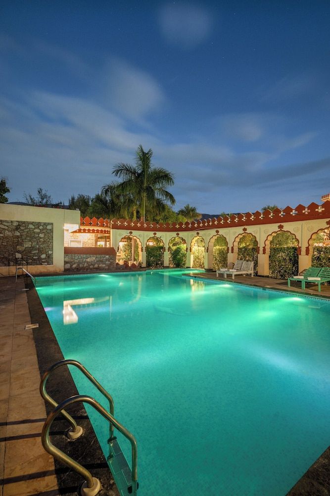 The Country Side Resort