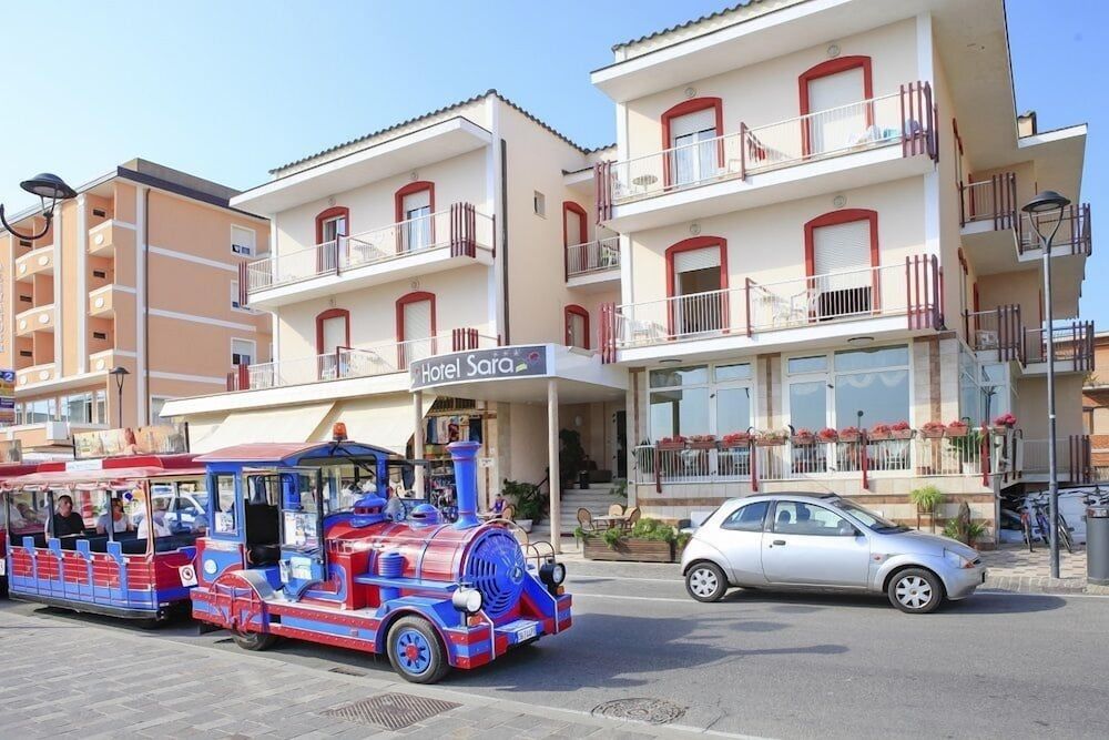 Hotel Sara 1