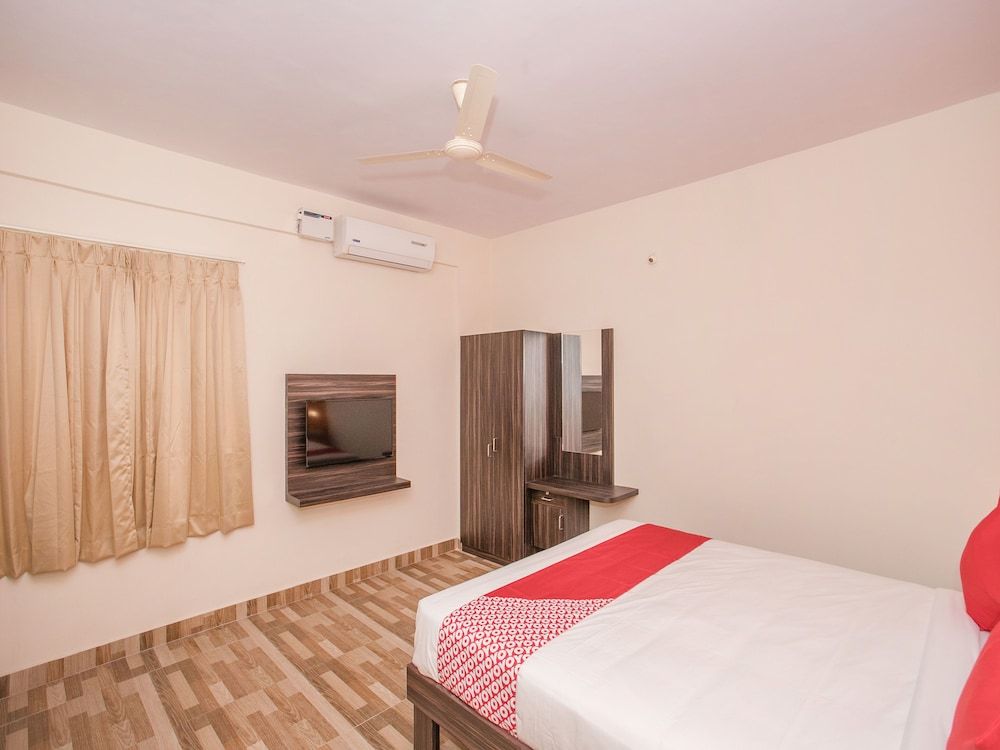 OYO 10480 Hotel PMR 3