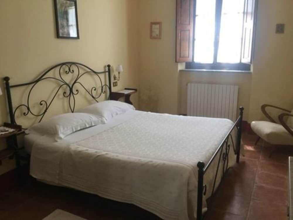 Agriturismo Podere Delle Querci 2