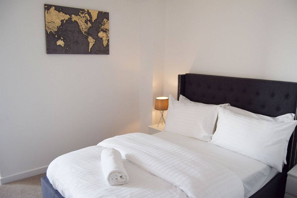 Morland House Apartments 3