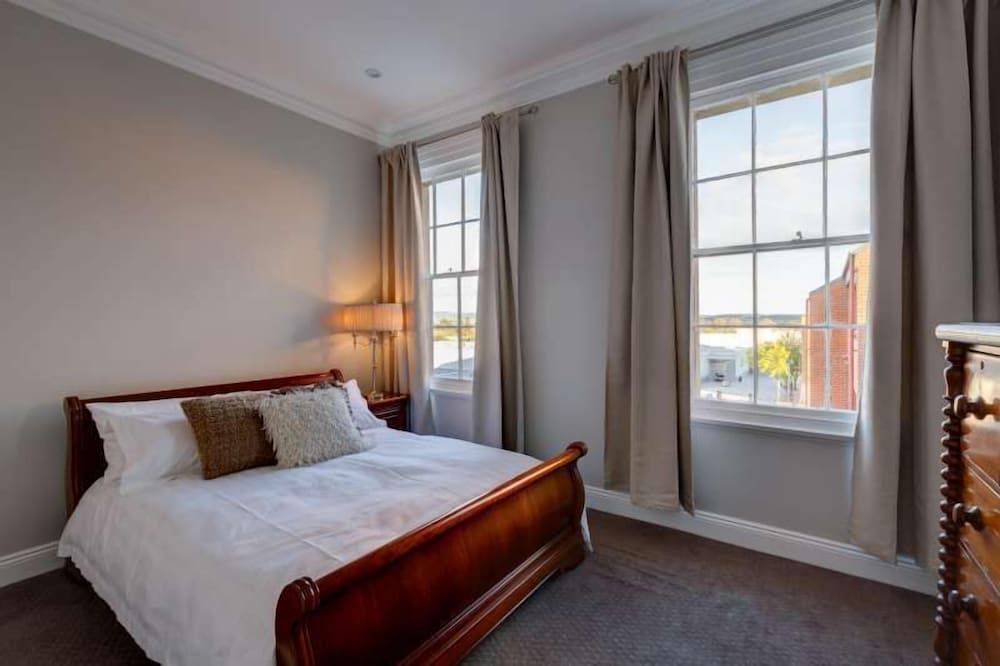 Bathurst Royal Apartments 3