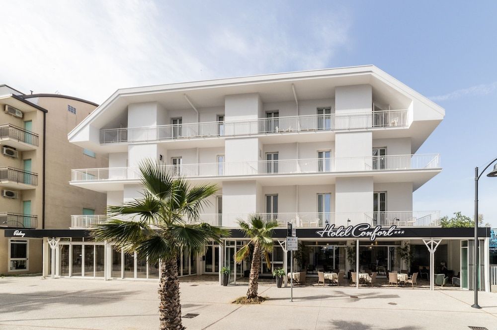 Hotel Confort 3 estrelas em Cattolica