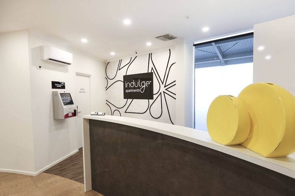 Indulge Apartments CBD 3
