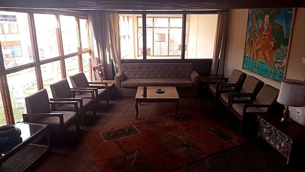 Hotel Shambhala Resort 3