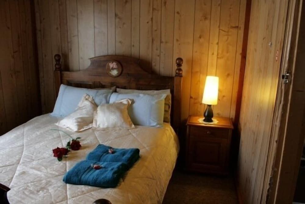 A Settler's Cottage 3