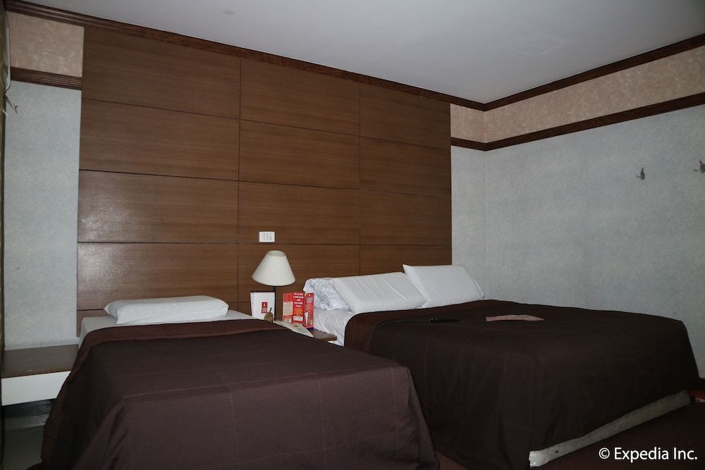 Hotel Sogo Sta. Rosa Laguna 2