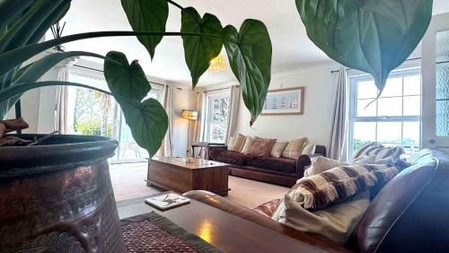 BISHOPS TAWTON OVERTON HOUSE 2 Bedrooms 3