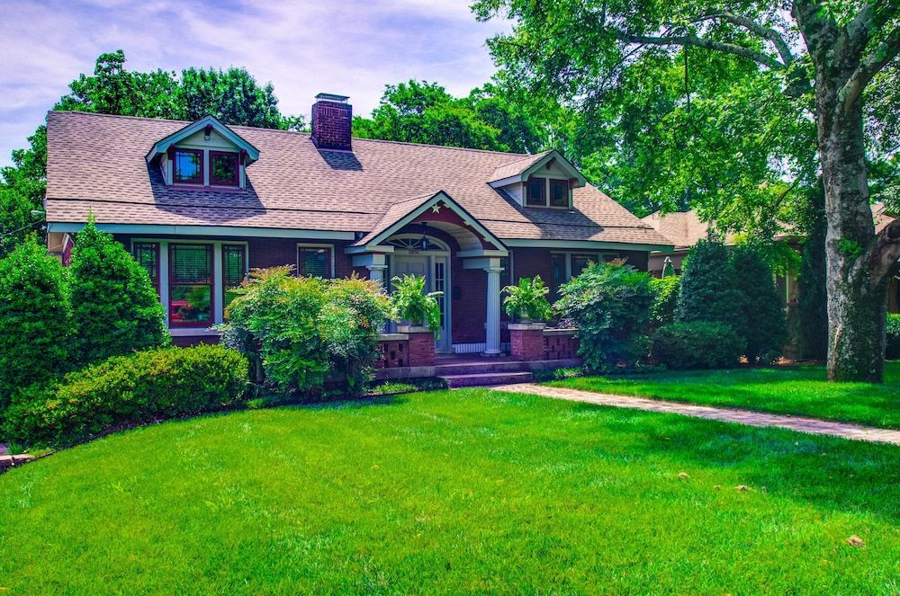 Belmont Blvd Bed and Breakfast 1