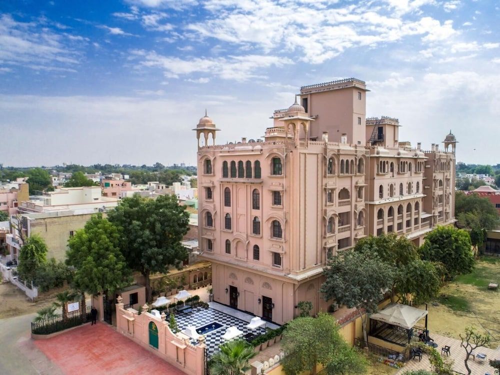 Chandra Raj Mahal -1 estrellas en Bikaner