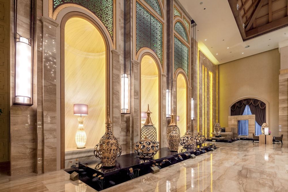 Felton Grand Hotel Bazhong 2