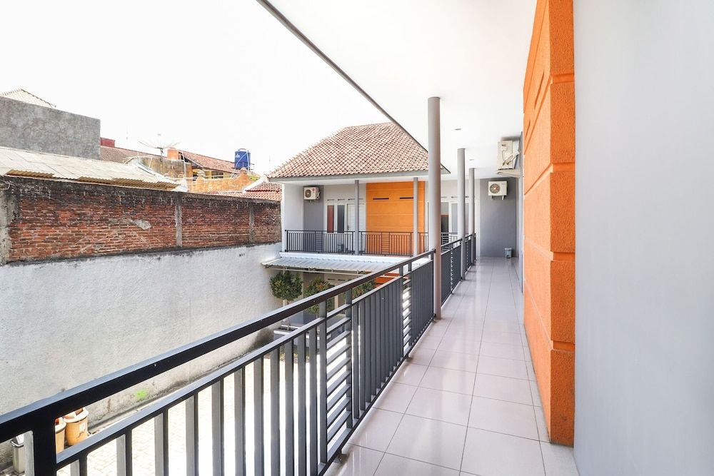 Hotel O Garut near Alun-Alun Tarogong formerly Wisma Etiga 3