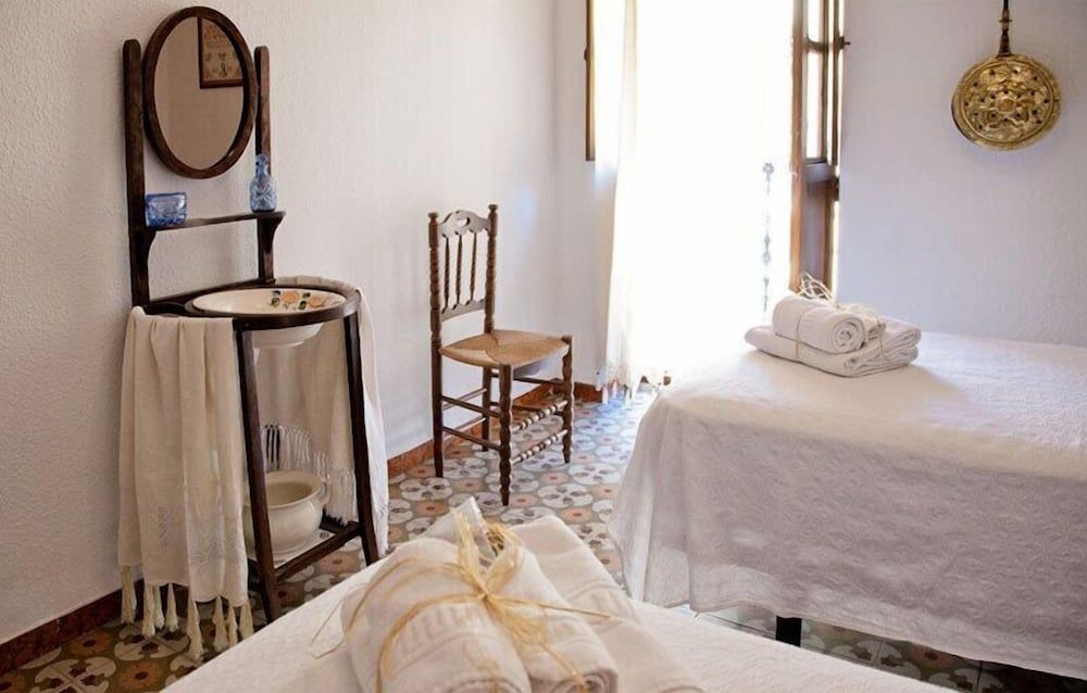 Rustic Med Casa Llorens 3